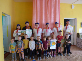 Дружина юных пожарных в гостях у ребят Дружина юных пожарных в гостях у ребят.